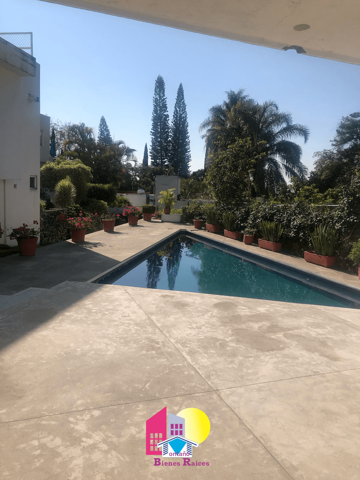 Alberca vista amplia